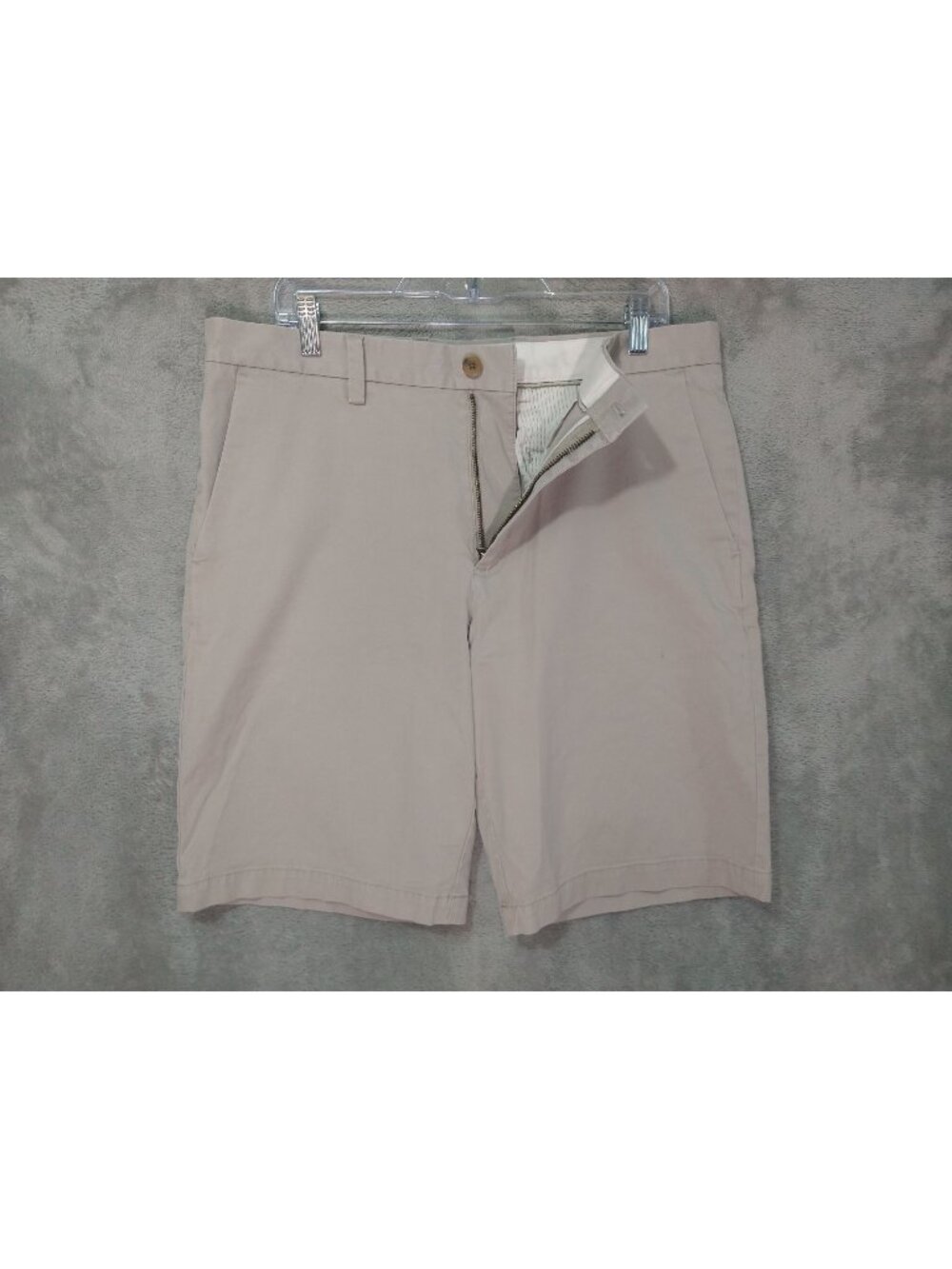Banana Republic Shorts Mens 34 Beige Chino Emerson Flat Front Casual Preppy